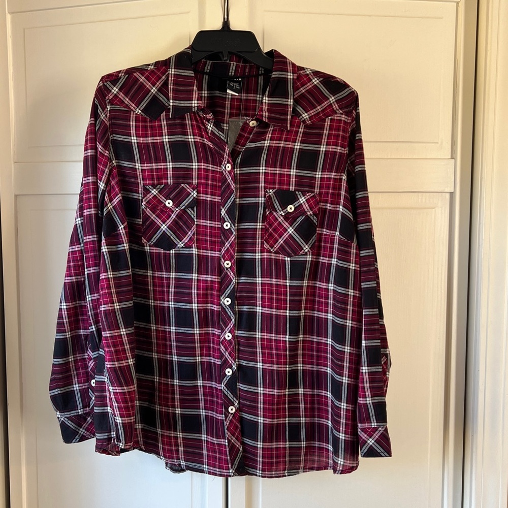 Torrid Women’s Plaid Western Style Button Up Blouse. Size 1.